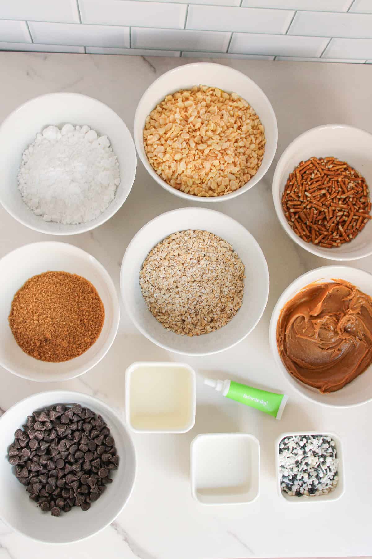 Peanut butter christmas trees ingredients.