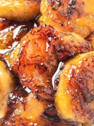 Pan fried bananas with caramelized edges and cinnamon glaze.