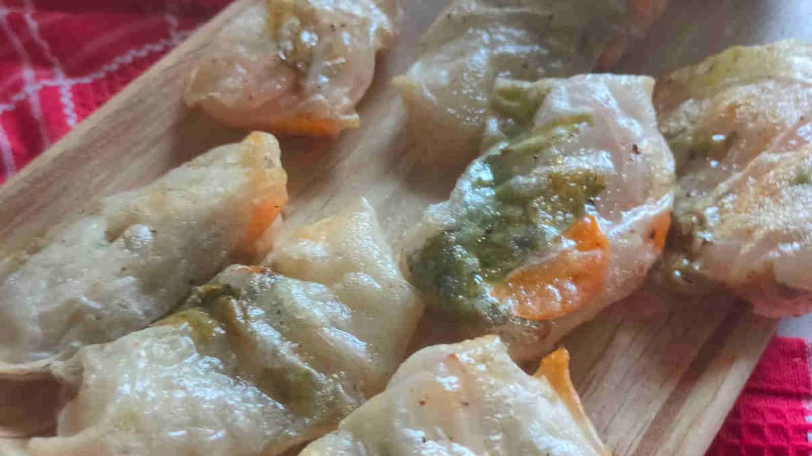 Crispy air-fried rice paper dumplings filled with seasoned vegetables.