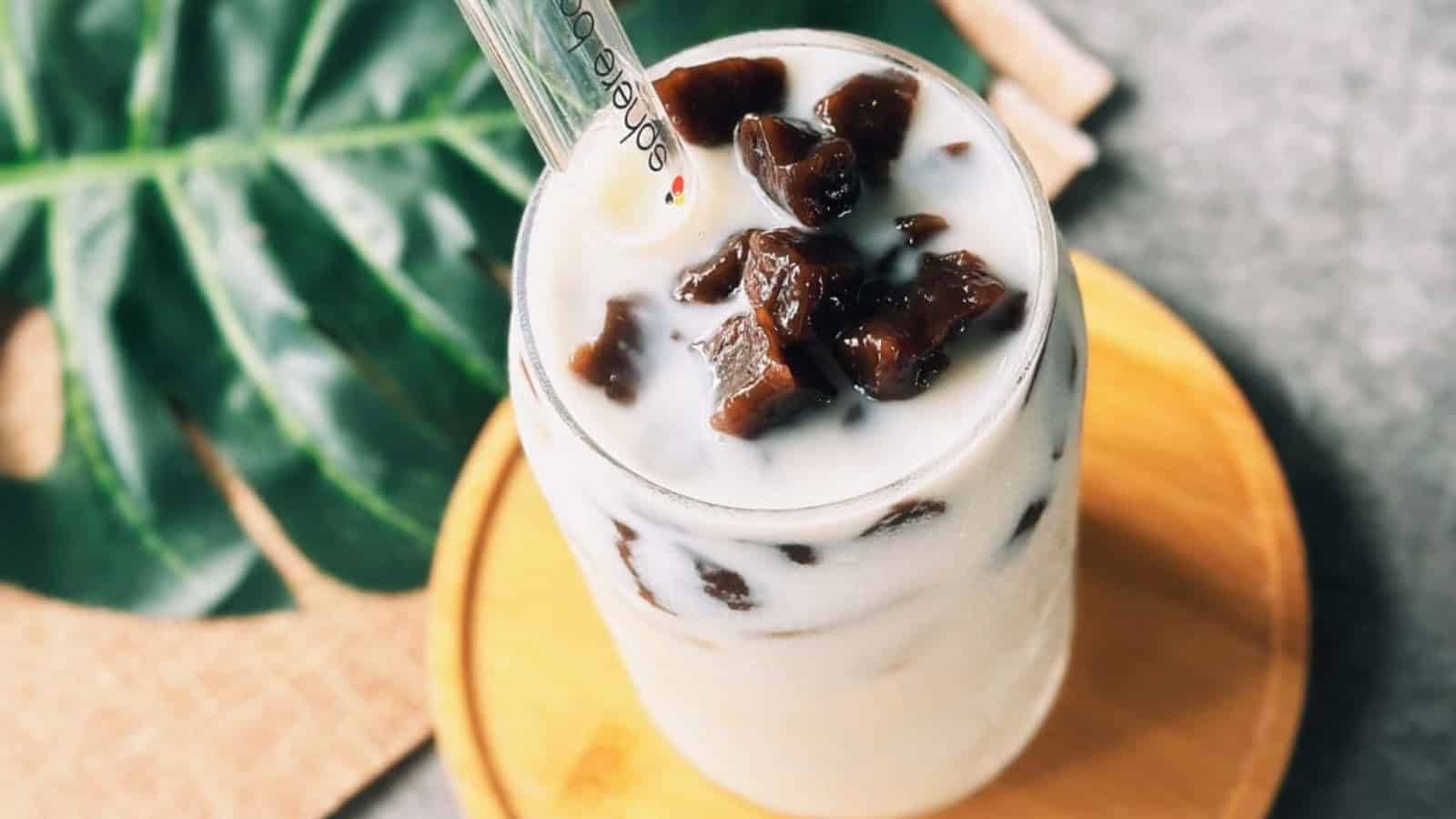 Fragrant jasmine milk tea served over ice.