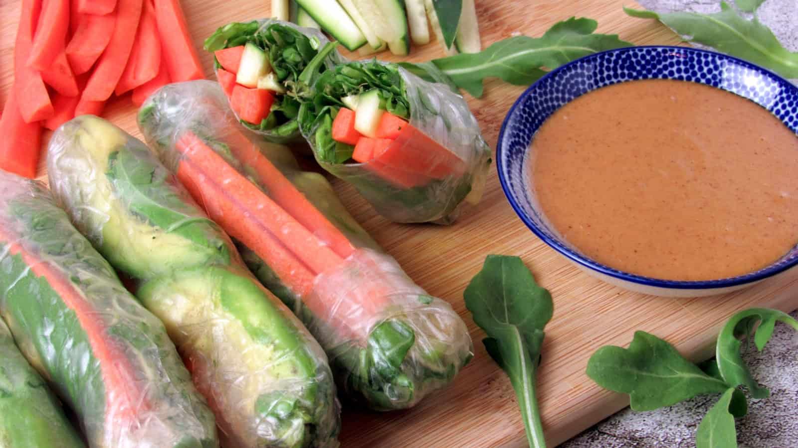 Fresh vegetable summer rolls served with creamy peanut dipping sauce.